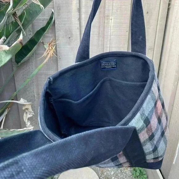 Vintage Pendleton woolen mills tote bag padded plaid pockets inside - Picture 2 of 5